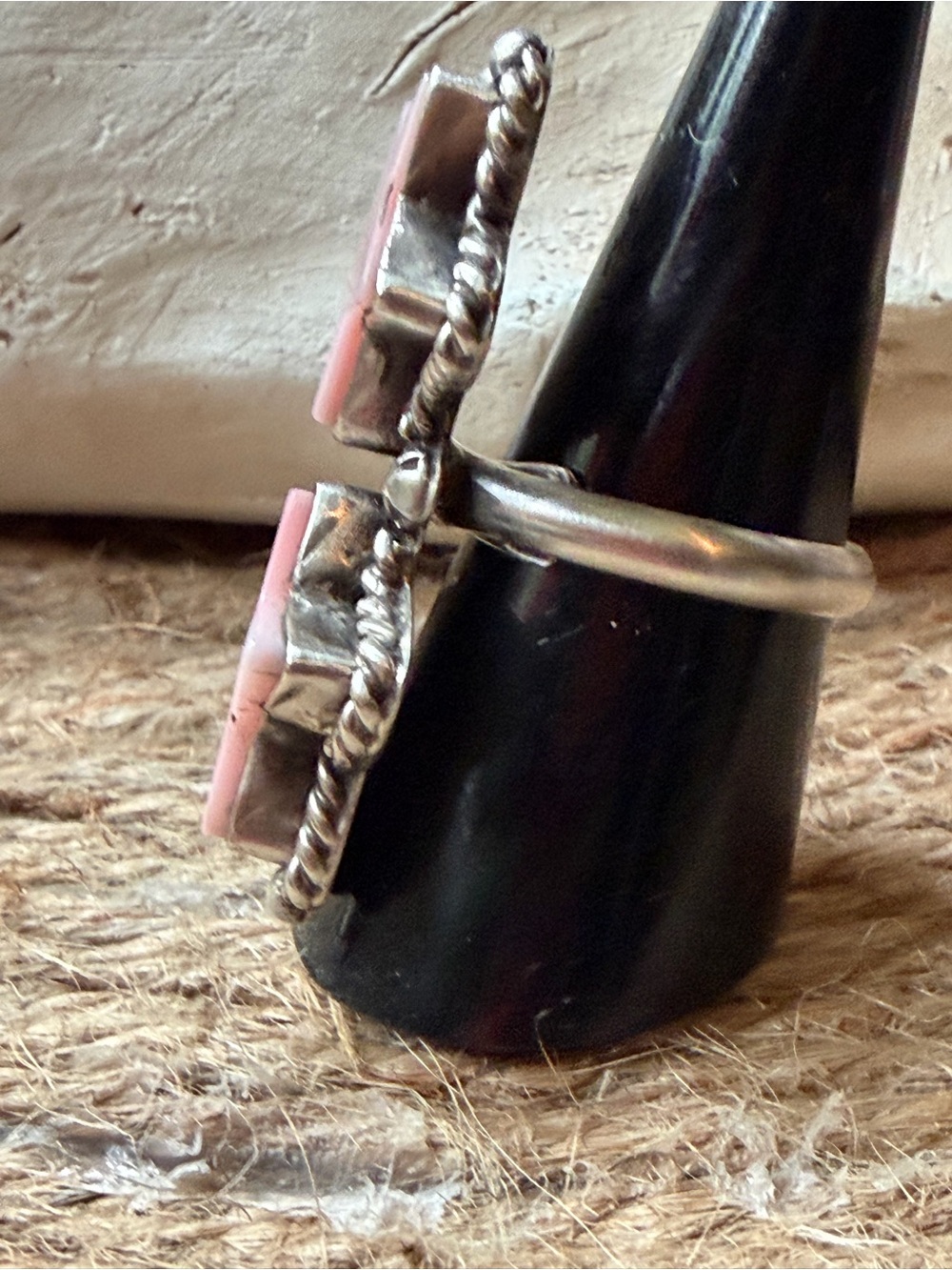 Eugene Belone Navajo Pink Conch Star Sterling Silver Double Ring - Picture 3 of 7